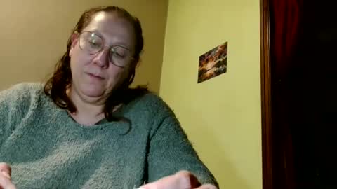 laureanne online show from February 3, 2025, 8:35 pm