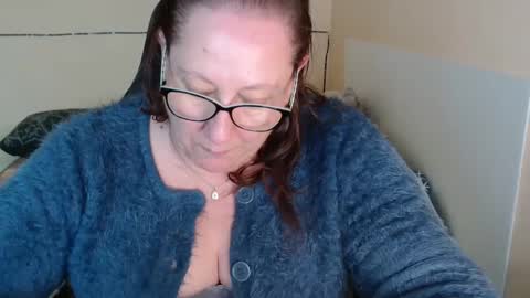 laureanne online show from February 18, 2025, 2:49 pm