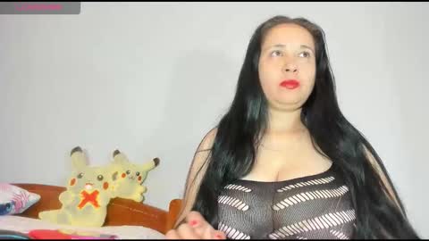 Snapshot of laureen777 chatting on February 8, 2026, 12:30 pm laureen777 online show from February 8, 2026, 12:30 pm