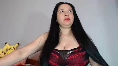 Snapshot of laureen777 chatting on February 15, 2026, 10:03 am laureen777 online show from February 15, 2026, 10:03 am