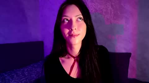 laurelimaino online show from August 5, 2026, 4:21 pm