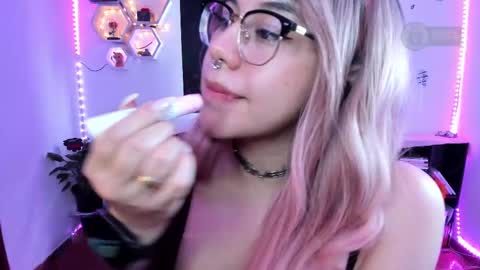 Snapshot of lauren_afrodita chatting on March 7, 2025, 1:29 pm Im Lauren independent model online show from March 7, 2025, 1:29 pm