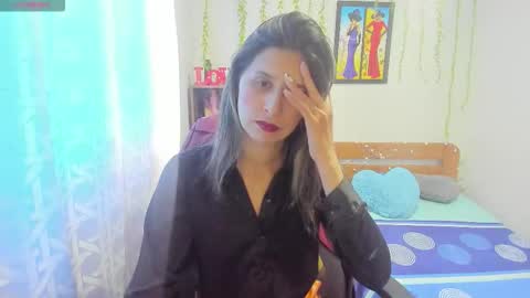 Snapshot of lauren_ashlee chatting on November 12, 2025, 3:34 pm Lauren Independent model online show from November 12, 2025, 3:34 pm