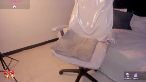 Lauren online show from March 5, 2025, 3:07 pm