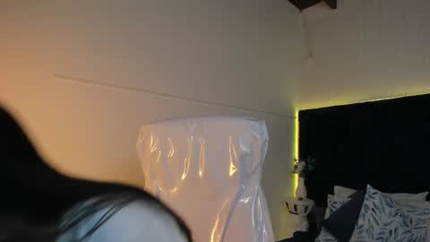 Snapshot of lauren_fit chatting on January 14, 2026, 6:35 pm Lauren online show from January 14, 2026, 6:35 pm