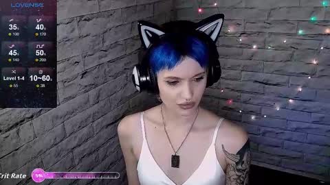 Eva online show from November 9, 2025, 6:28 pm