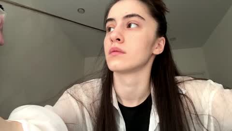 laurenadupuy online show from June 21, 2026, 3:03 pm
