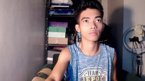 laurence_cuttieguyhere online show from July 8, 2026, 1:10 am
