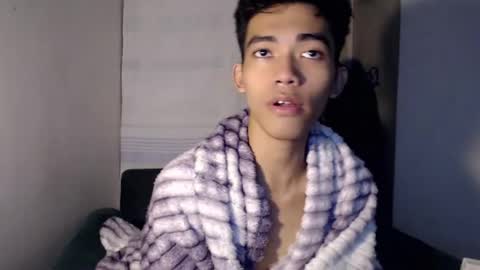 laurence_cuttieguyhere online show from July 15, 2026, 6:40 am