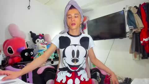 SF online show from November 7, 2025, 9:04 pm