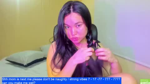 Snapshot of laurengirls1 chatting on December 18, 2024, 2:42 am onlyfan laureng7 - 7 laureng2 online show from December 18, 2024, 2:42 am