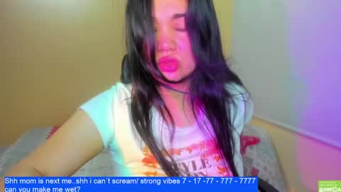 Snapshot of laurengirls1 chatting on February 3, 2025, 8:46 pm onlyfan laureng7 - 7 laureng2 online show from February 3, 2025, 8:46 pm