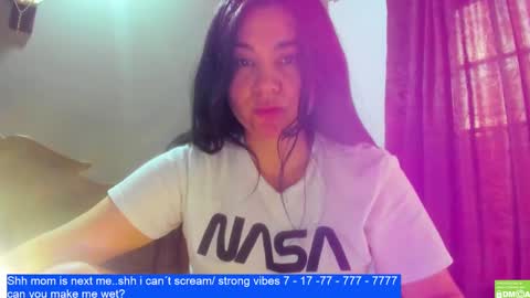 Snapshot of laurengirls1 chatting on February 12, 2025, 11:51 am onlyfan laureng7 - 7 laureng2 online show from February 12, 2025, 11:51 am