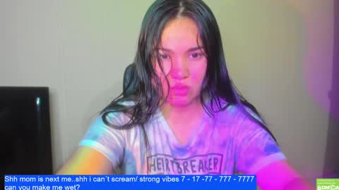 Snapshot of laurengirls1 chatting on February 13, 2025, 12:43 pm onlyfan laureng7 - 7 laureng2 online show from February 13, 2025, 12:43 pm