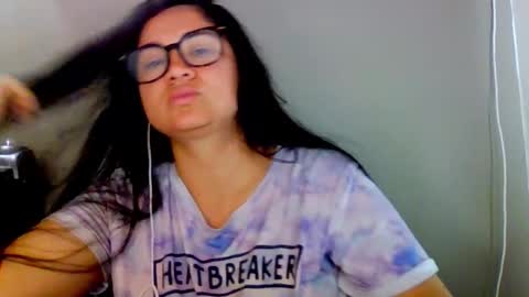 onlyfan laureng7 - 7 laureng2 online show from October 21, 2025, 2:40 pm