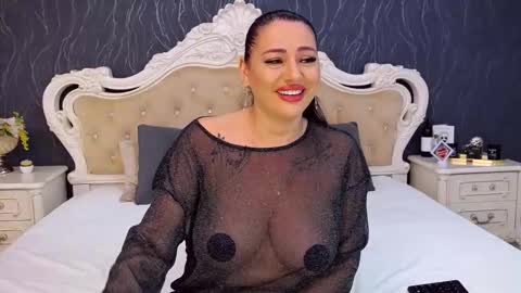 Laura online show from November 22, 2025, 8:57 am