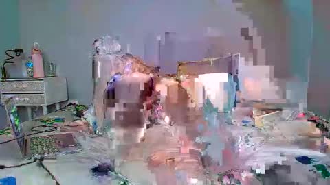 Lauren Lotus online show from May 15, 2026, 2:40 am