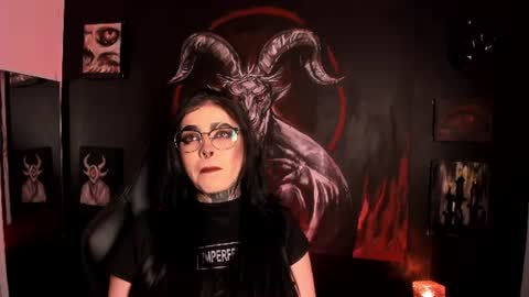 Snapshot of laurenrousexx chatting on June 14, 2026, 2:24 am LAUREN INDEPENDENT MODEL HELP ME REACH 100 LIKES PLS online show from June 14, 2026, 2:24 am
