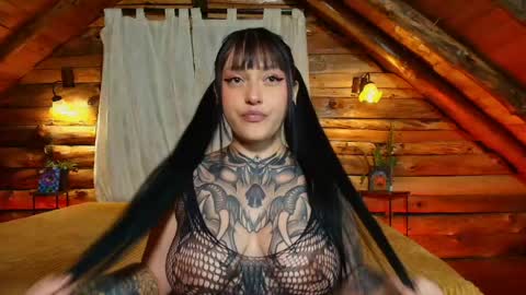 Snapshot of laurensex4 chatting on April 18, 2026, 4:05 am Lauren and Cristopher online show from April 18, 2026, 4:05 am
