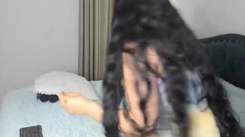 Snapshot of laurent_jones chatting on December 22, 2025, 2:52 am daniela angel online show from December 22, 2025, 2:52 am