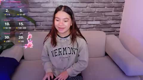 Snapshot of laurent_scott chatting on December 14, 2025, 11:59 am Hanna online show from December 14, 2025, 11:59 am