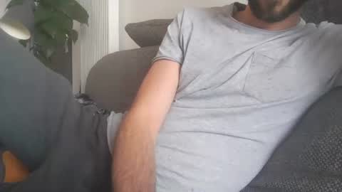 Snapshot of laurenthod chatting on February 18, 2025, 2:16 pm laurenthod online show from February 18, 2025, 2:16 pm