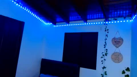 Snapshot of laurenvera_ chatting on January 11, 2026, 1:43 am marcela online show from January 11, 2026, 1:43 am