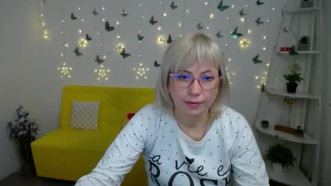 Snapshot of laurenwishy chatting on March 2, 2026, 7:15 am Lauren online show from March 2, 2026, 7:15 am