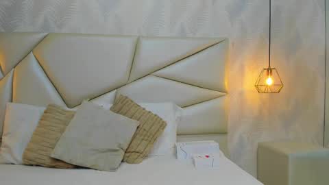 Laurent online show from November 14, 2025, 11:09 am