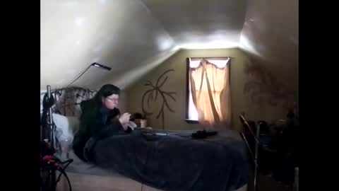 Snapshot of laureybabe44 chatting on January 28, 2025, 7:53 pm Lauren online show from January 28, 2025, 7:53 pm