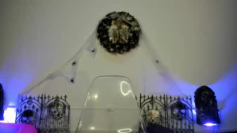 Snapshot of laurynjeffers chatting on September 25, 2025, 8:34 pm LaurynJeffers online show from September 25, 2025, 8:34 pm