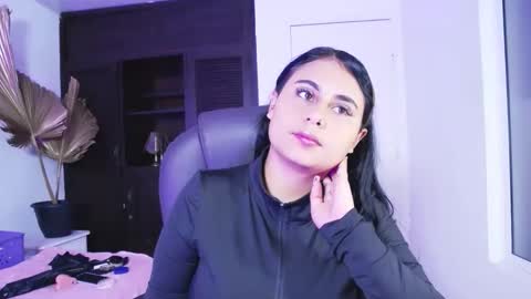 Snapshot of laurynjeffers chatting on March 13, 2026, 12:39 am LaurynJeffers online show from March 13, 2026, 12:39 am