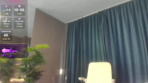 Snapshot of laurynncooper chatting on February 1, 2026, 7:18 am Laura online show from February 1, 2026, 7:18 am