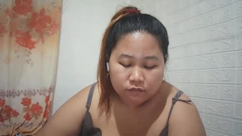 Snapshot of lavalyn214 chatting on February 1, 2026, 2:48 pm lavalyn214 online show from February 1, 2026, 2:48 pm