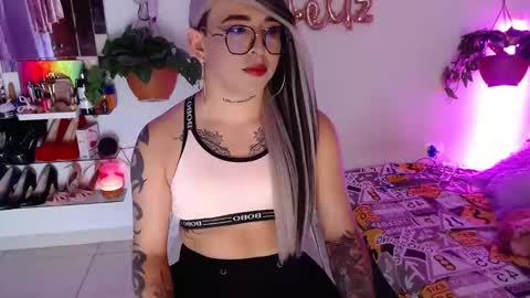 Cristina online show from November 18, 2025, 12:05 am