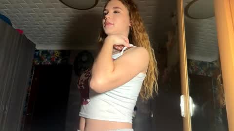 Snapshot of lavernmetelko chatting on December 21, 2025, 3:02 am Alice online show from December 21, 2025, 3:02 am