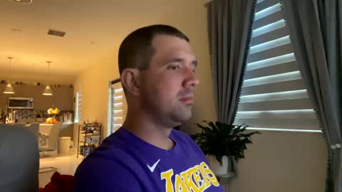 Snapshot of law_cambio chatting on December 7, 2024, 1:29 pm law_cambio online show from December 7, 2024, 1:29 pm