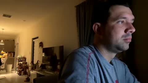 Snapshot of law_cambio chatting on December 18, 2024, 7:36 am law_cambio online show from December 18, 2024, 7:36 am