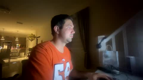 Snapshot of law_cambio chatting on November 19, 2025, 10:48 am law_cambio online show from November 19, 2025, 10:48 am