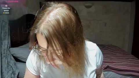 Snapshot of lay_lah chatting on February 1, 2026, 12:09 am laylaah online show from February 1, 2026, 12:09 am