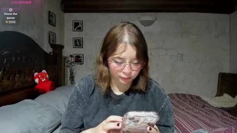 Snapshot of lay_lah chatting on February 2, 2026, 12:53 am laylaah online show from February 2, 2026, 12:53 am