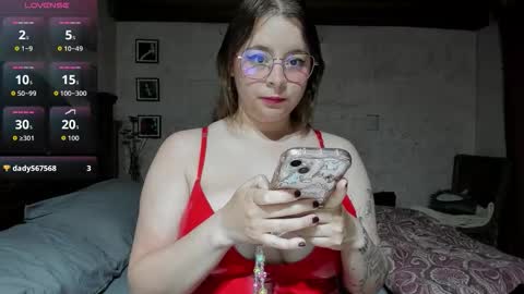 Snapshot of lay_lah chatting on February 3, 2026, 12:53 am laylaah online show from February 3, 2026, 12:53 am