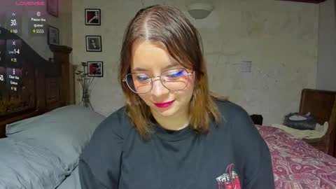 Snapshot of lay_lah chatting on February 3, 2026, 3:04 am laylaah online show from February 3, 2026, 3:04 am