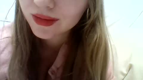 Snapshot of layannalea chatting on December 2, 2024, 5:48 am layannalea online show from December 2, 2024, 5:48 am