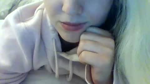 Snapshot of layannalea chatting on December 13, 2024, 2:21 am layannalea online show from December 13, 2024, 2:21 am