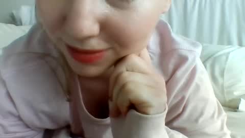 Snapshot of layannalea chatting on December 16, 2024, 8:05 pm layannalea online show from December 16, 2024, 8:05 pm