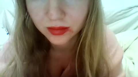 Snapshot of layannalea chatting on January 10, 2025, 3:29 am layannalea online show from January 10, 2025, 3:29 am
