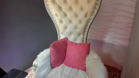 Snapshot of layla_707 chatting on March 28, 2026, 7:24 pm Layla online show from March 28, 2026, 7:24 pm