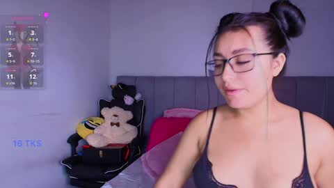 Layla online show from January 20, 2025, 11:24 am