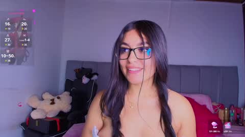 Layla online show from January 25, 2025, 2:47 pm